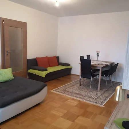 Ferienwohnung Naehe Redbullring *